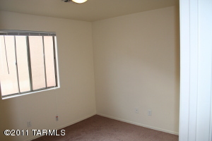 8383 E Sarnoff Ridge Loop, Tucson, AZ 85710 photo 12