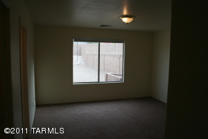 8383 E Sarnoff Ridge Loop, Tucson, AZ 85710 photo 10