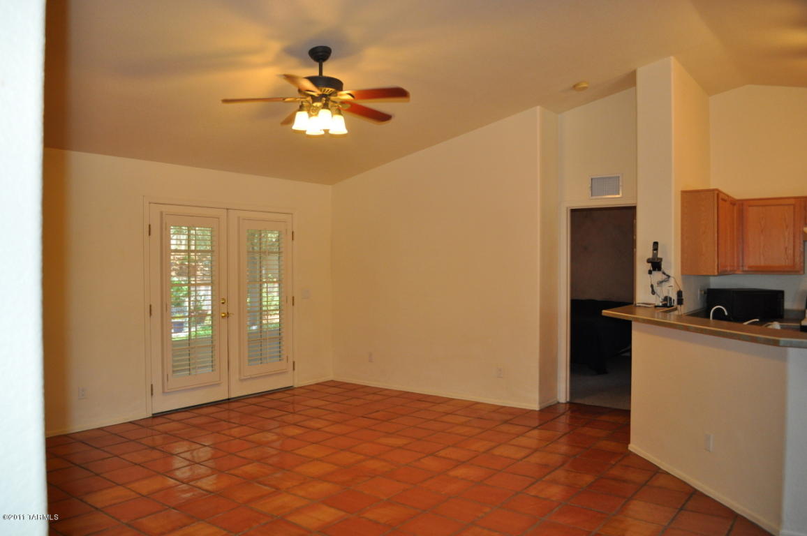 10179 E Gray Hawk Dr, Tucson, AZ 85730 photo 3