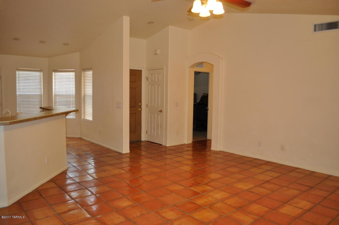 10179 E Gray Hawk Dr, Tucson, AZ 85730 photo 5