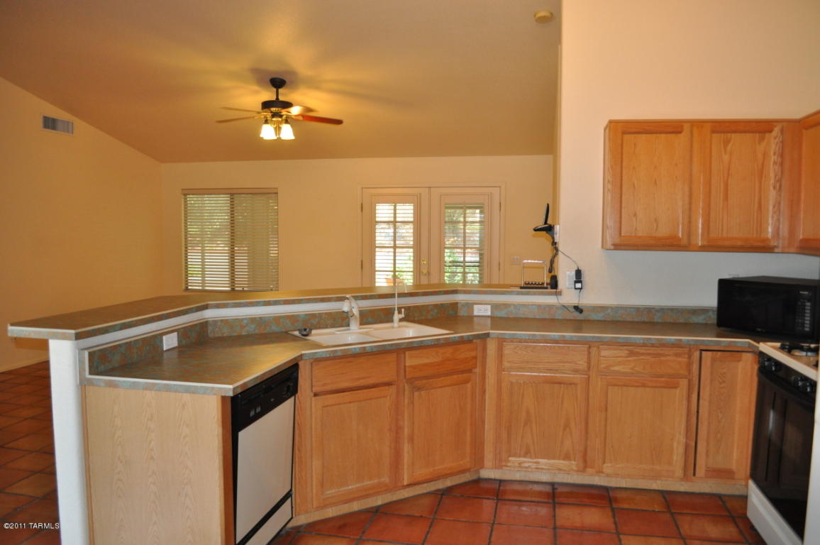 10179 E Gray Hawk Dr, Tucson, AZ 85730 photo 8