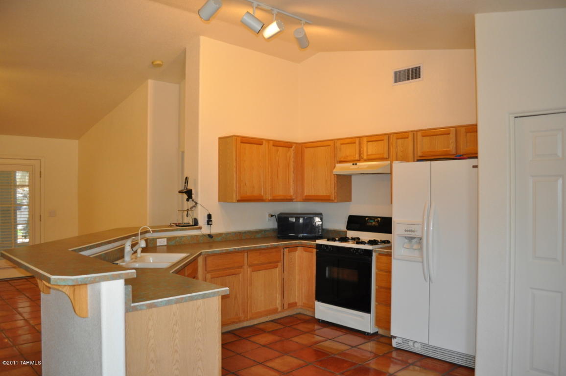 10179 E Gray Hawk Dr, Tucson, AZ 85730 photo 7