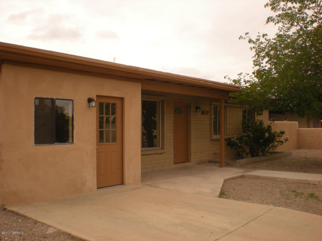 1940 E Pine St, Tucson, AZ 85706 photo 1