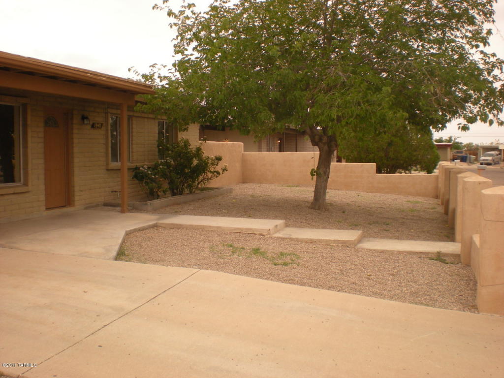 1940 E Pine St, Tucson, AZ 85706 photo 2
