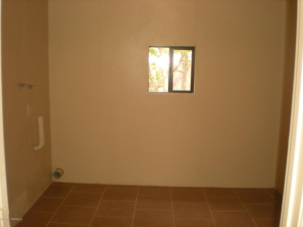 1940 E Pine St, Tucson, AZ 85706 photo 8