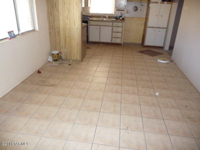 7325 E 29th St, Tucson, AZ 85710 photo 4