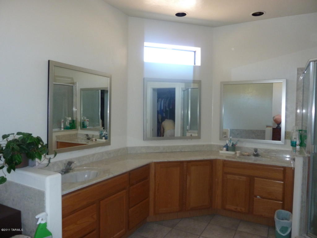 854 S Deer Meadow Loop, Tucson, AZ 85745 photo 8