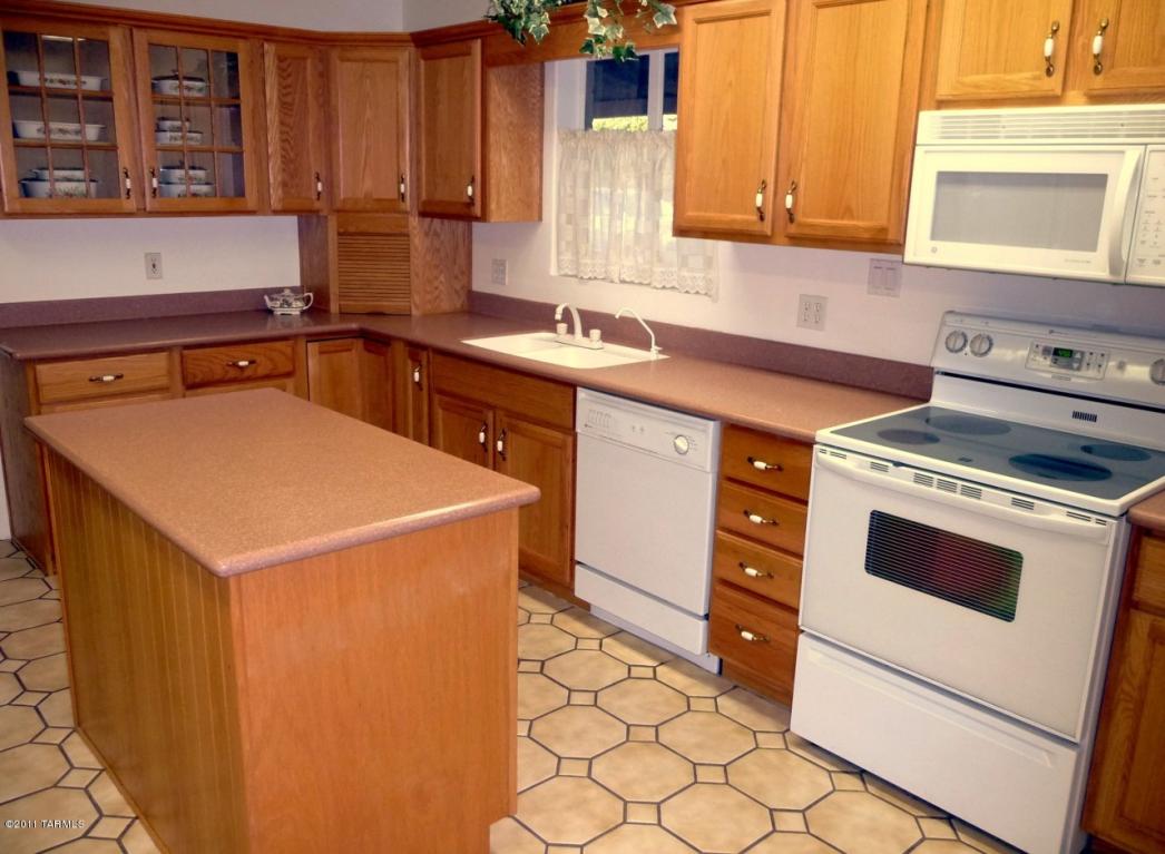 2810 Exeter St, Tucson, AZ 85716 photo 4