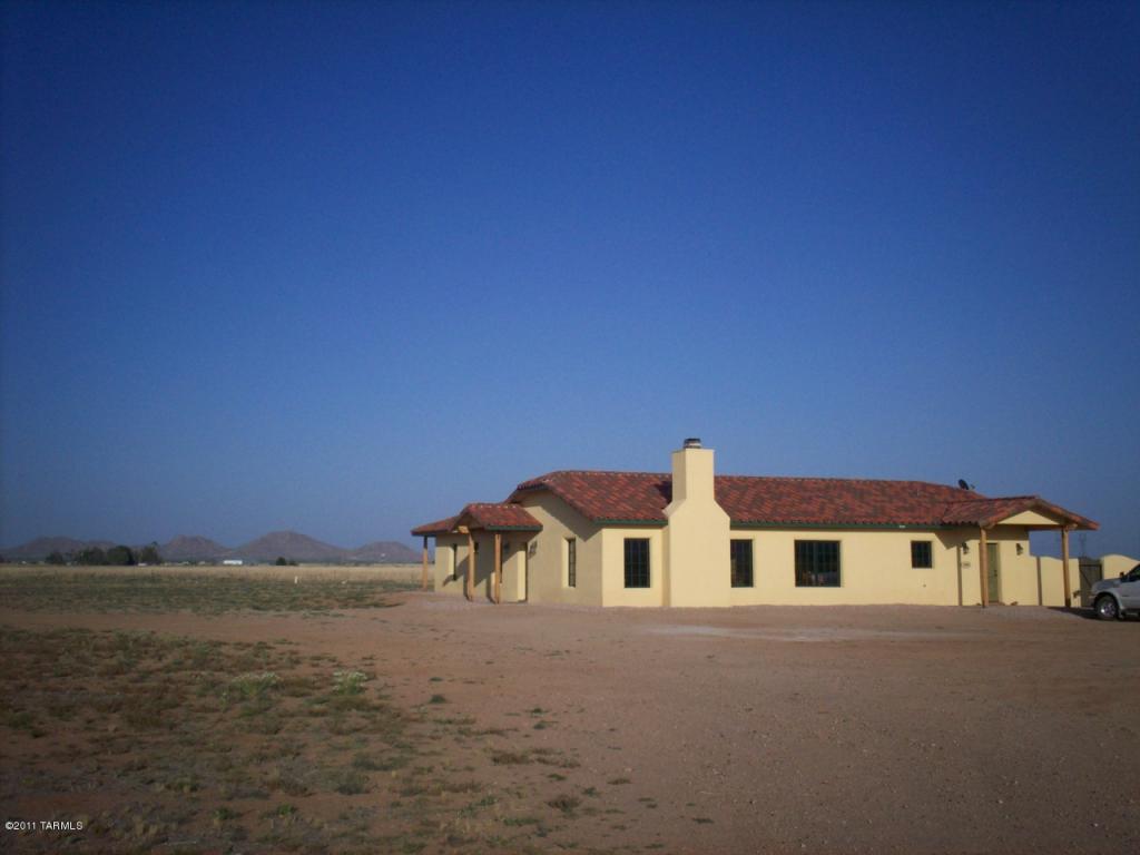 8660 N Layton Ln, Willcox, AZ 85643 photo 1