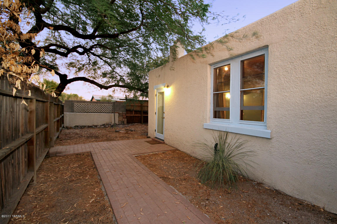 2104 E Mabel St, Tucson, AZ 85719 photo 18