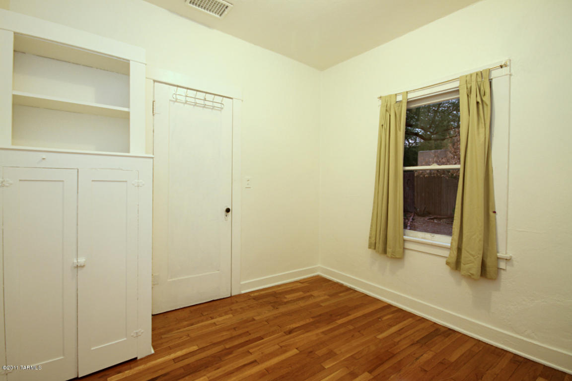 2104 E Mabel St, Tucson, AZ 85719 photo 13
