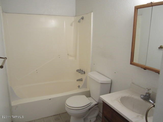 714 E Minorka Rd, Tucson, AZ 85706 photo 11