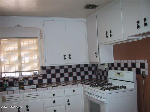 5204 E 8th St, Tucson, AZ 85711 photo 5