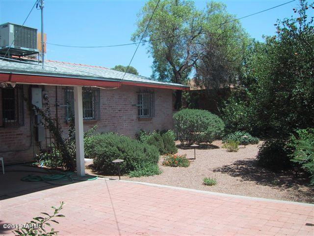 5204 E 8th St, Tucson, AZ 85711 photo 4