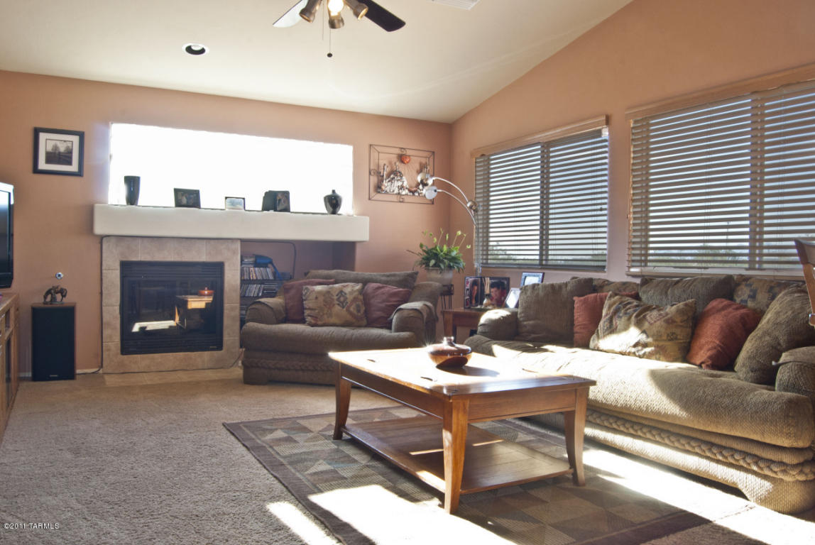 13615 E Windswept Way, Vail, AZ 85641 photo 4