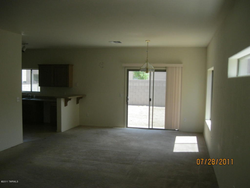 3627 E Drexel Manor Sv E, Tucson, AZ 85706 photo 2