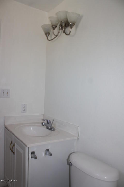1501 E Miles St, Tucson, AZ 85719 photo 7
