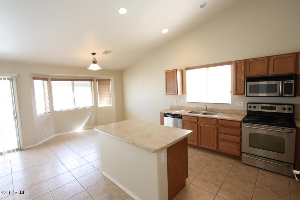 13565 E Windy Way, Vail, AZ 85641 photo 4