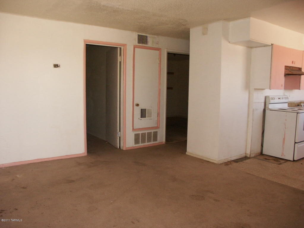 175 S Tucson Ave, Willcox, AZ 85643 photo 6