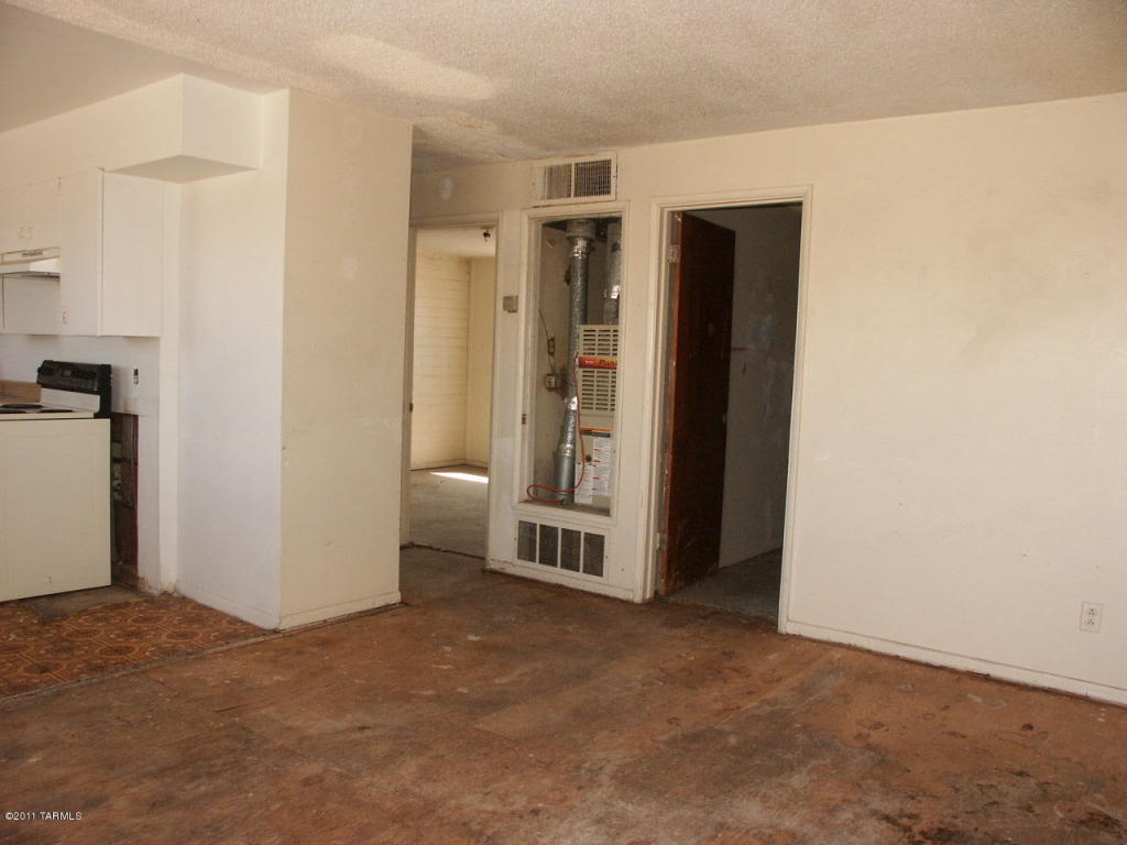 175 S Tucson Ave, Willcox, AZ 85643 photo 4