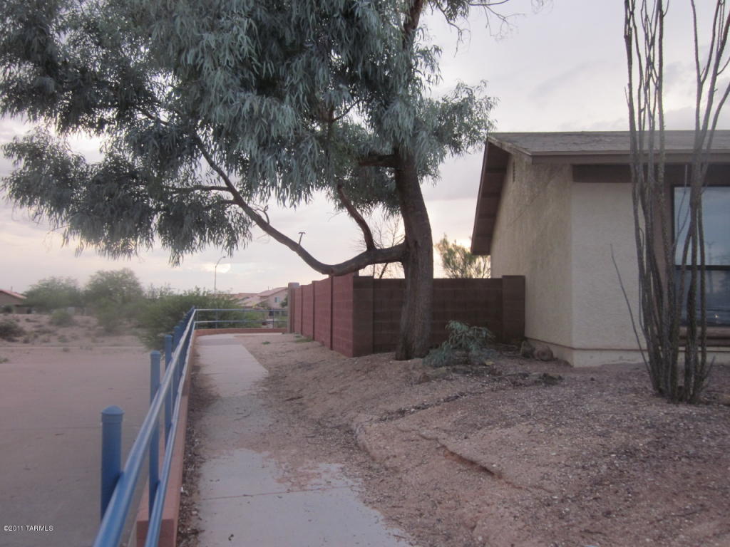 7552 S Danforth Ave, Tucson, AZ 85747 photo 3