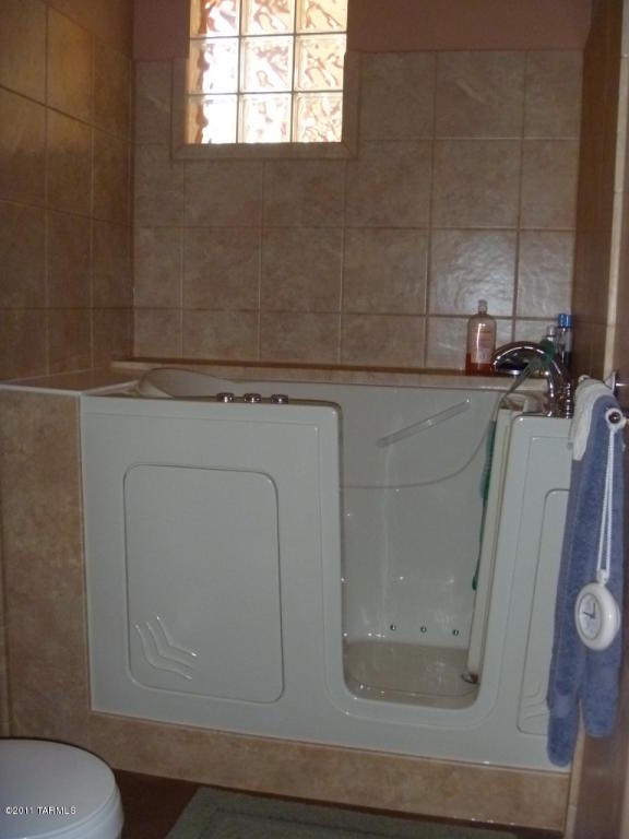 458 E Codd St, Tucson, AZ 85701 photo 19