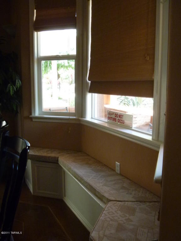 458 E Codd St, Tucson, AZ 85701 photo 8