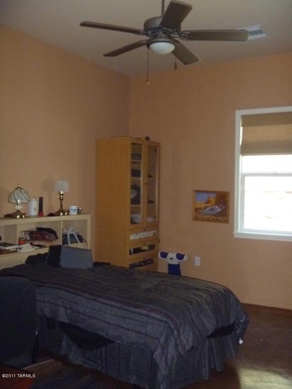 458 E Codd St, Tucson, AZ 85701 photo 18
