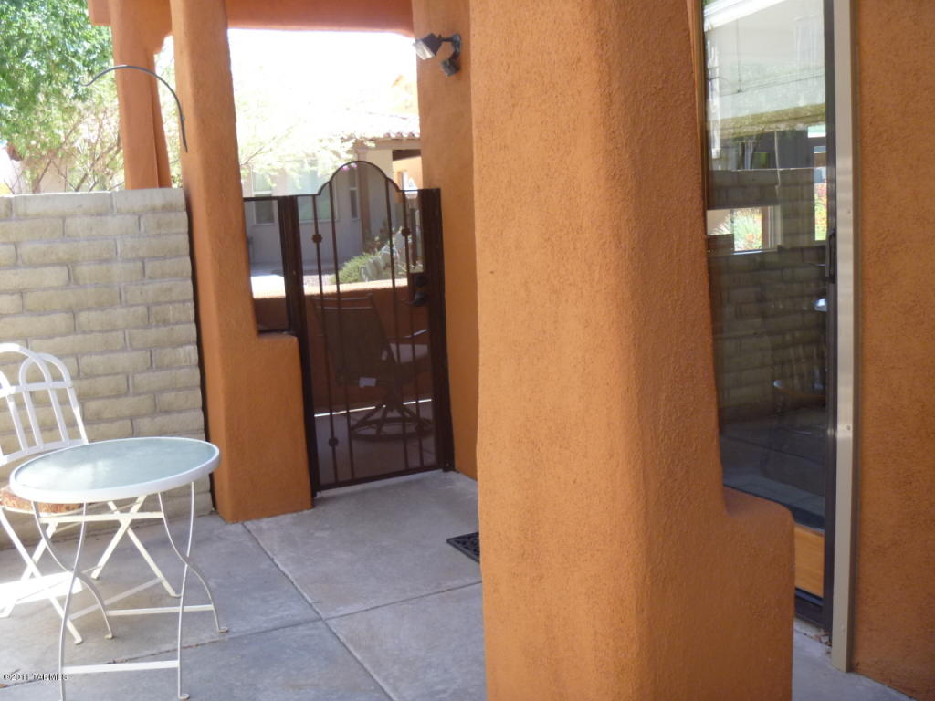 458 E Codd St, Tucson, AZ 85701 photo 22