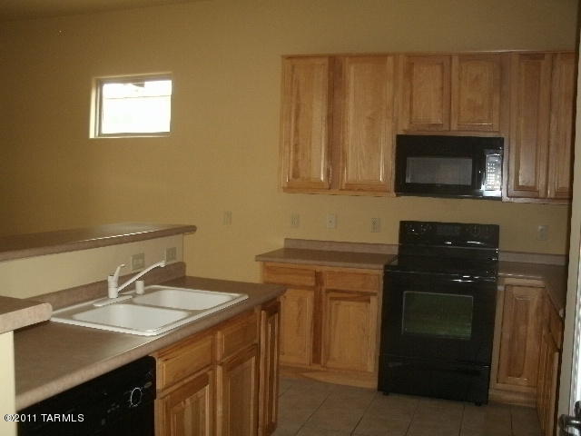 1488 E Tascal Loop, Oro Valley, AZ 85737 photo 4