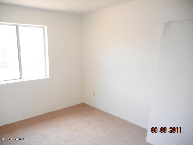 2310 E Canada St, Tucson, AZ 85706 photo 8