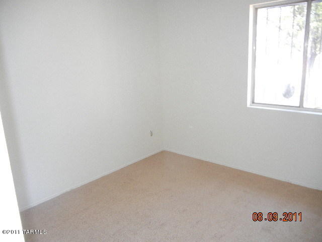 2310 E Canada St, Tucson, AZ 85706 photo 7