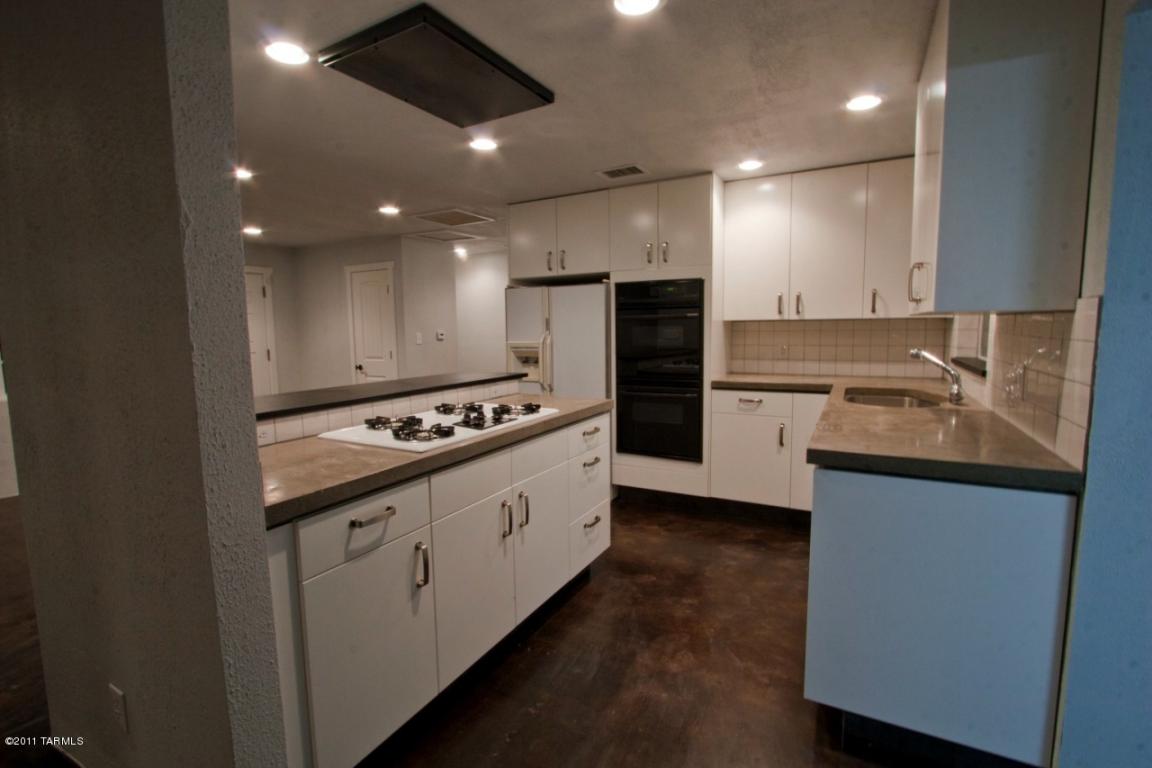 2614 E 21st St, Tucson, AZ 85716 photo 3
