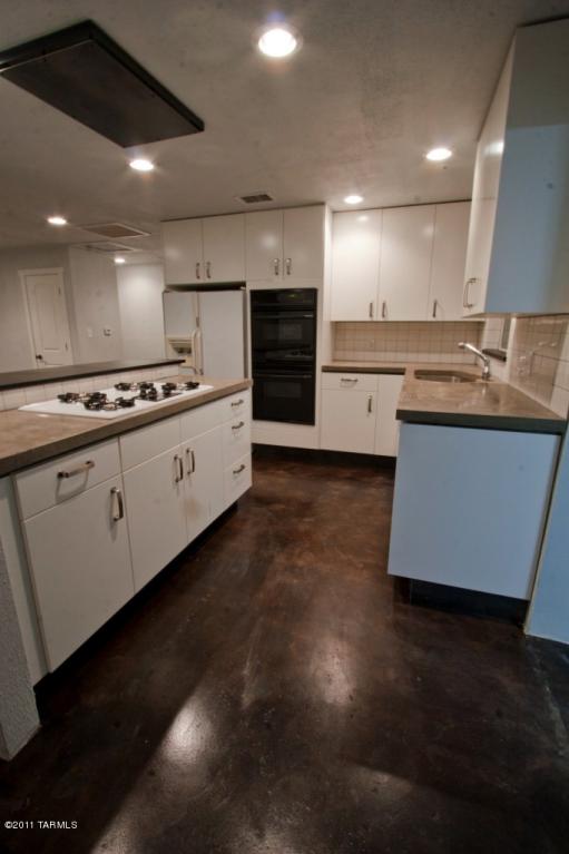 2614 E 21st St, Tucson, AZ 85716 photo 4