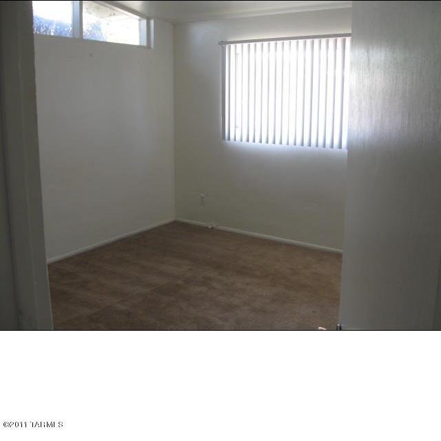 5902 E 18th St, Tucson, AZ 85711 photo 4