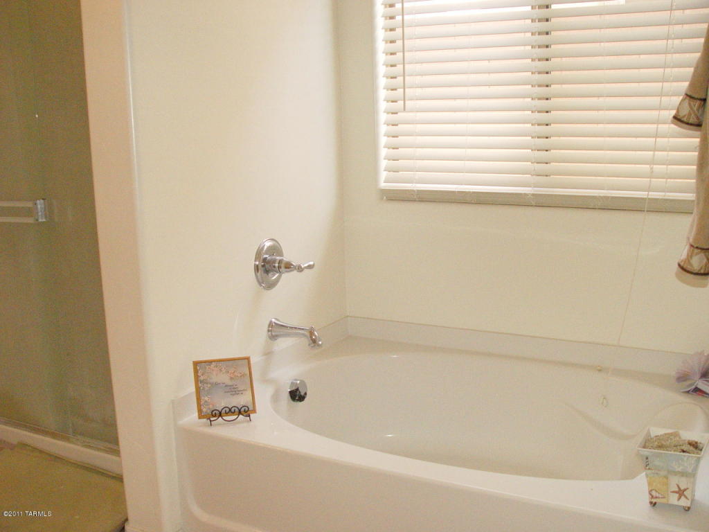 7456 E Fair Meadows Lp Loop E, Tucson, AZ 85756 photo 7