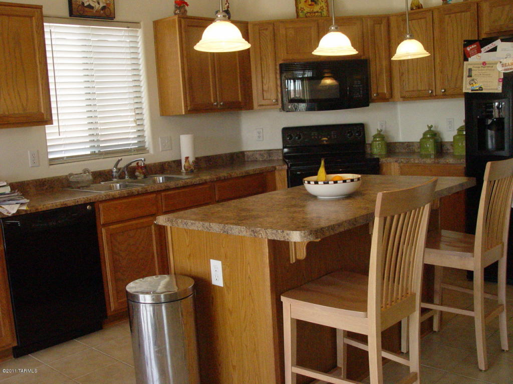 7456 E Fair Meadows Lp Loop E, Tucson, AZ 85756 photo 2