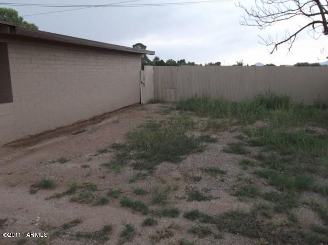 4501 E Sylvane St, Tucson, AZ 85711 photo 14