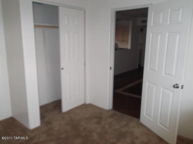 4501 E Sylvane St, Tucson, AZ 85711 photo 12