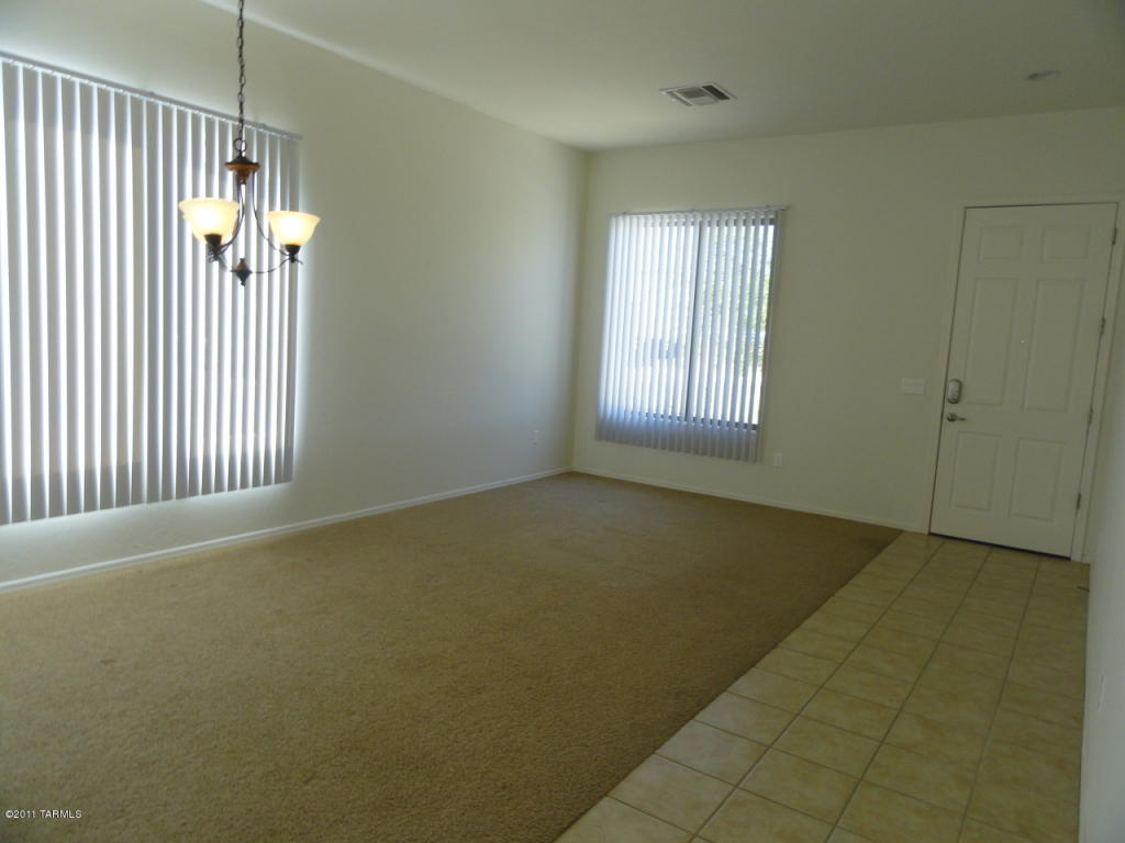 12521 E Red Iron Trl, Vail, AZ 85641 photo 3