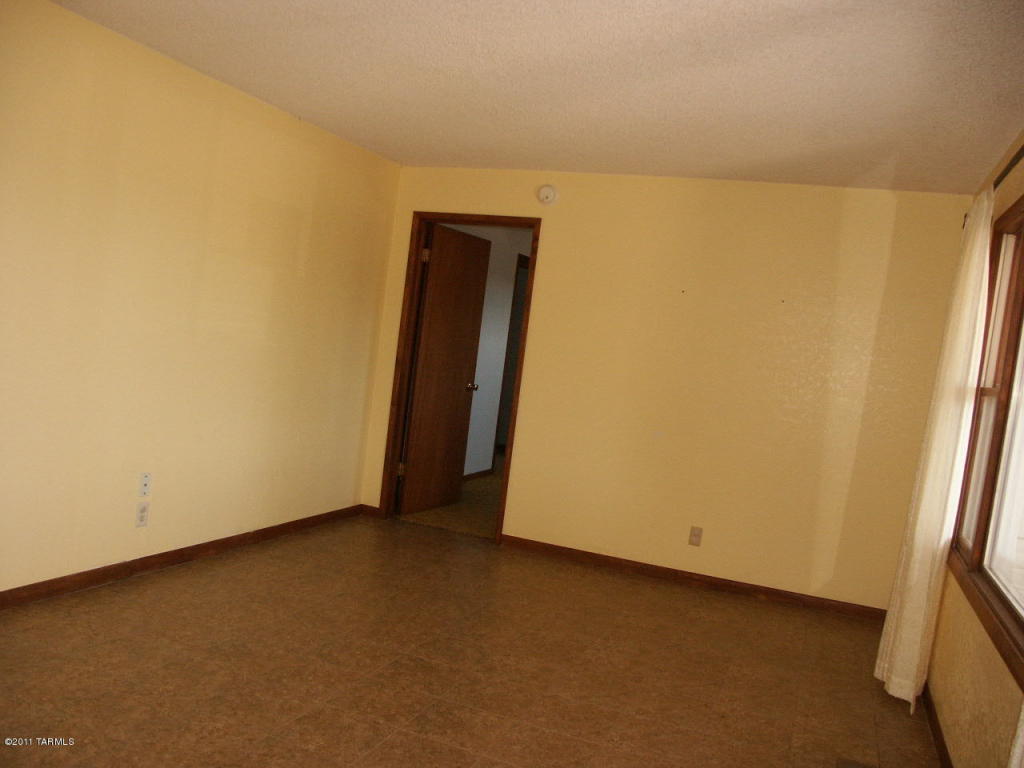 658 E Third Ave, Saint David, AZ 85630 photo 6