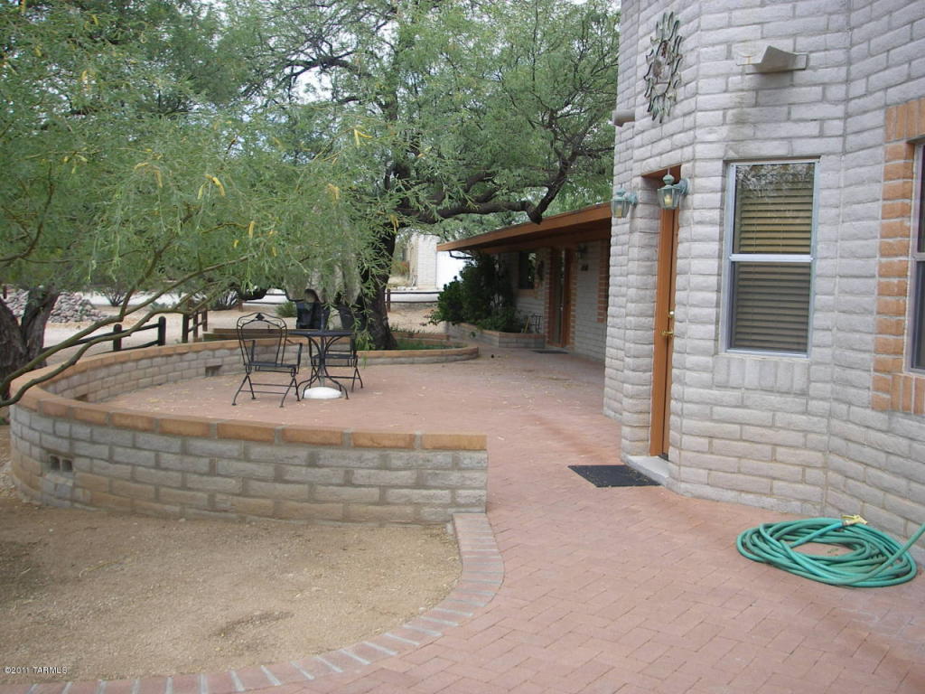 11121 E Quick Draw Pl, Tucson, AZ 85749 photo 2