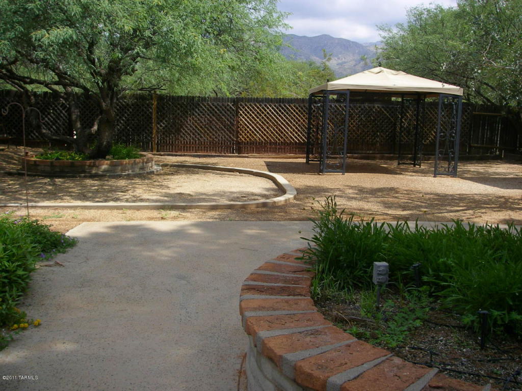 11121 E Quick Draw Pl, Tucson, AZ 85749 photo 3