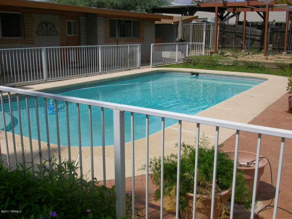 11121 E Quick Draw Pl, Tucson, AZ 85749 photo 4