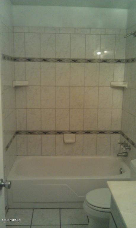 7622 E David Dr, Tucson, AZ 85730 photo 6