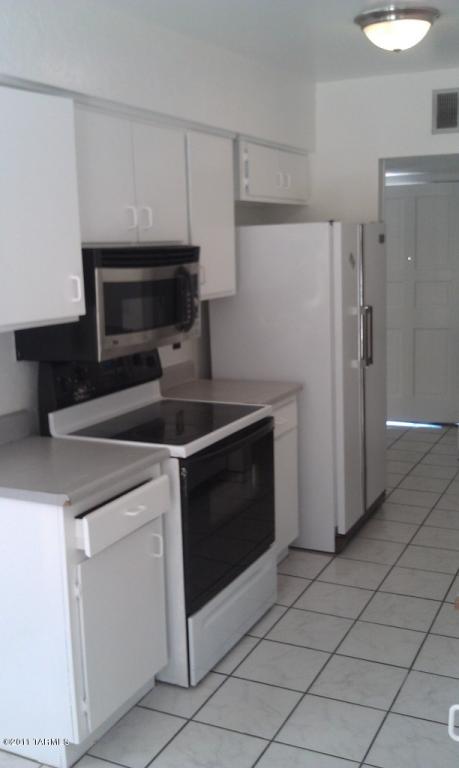 7622 E David Dr, Tucson, AZ 85730 photo 3