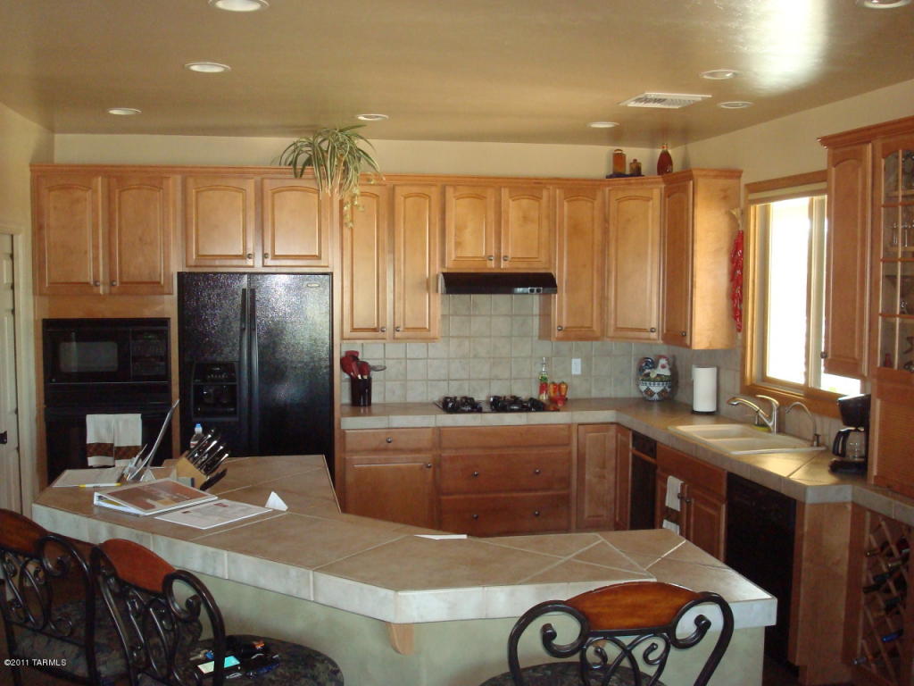 2750 E Iris Pl, Vail, AZ 85641 photo 8