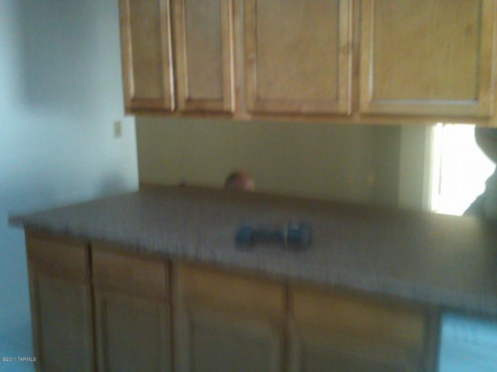 6827 N De Chelly Loop, Tucson, AZ 85741 photo 9