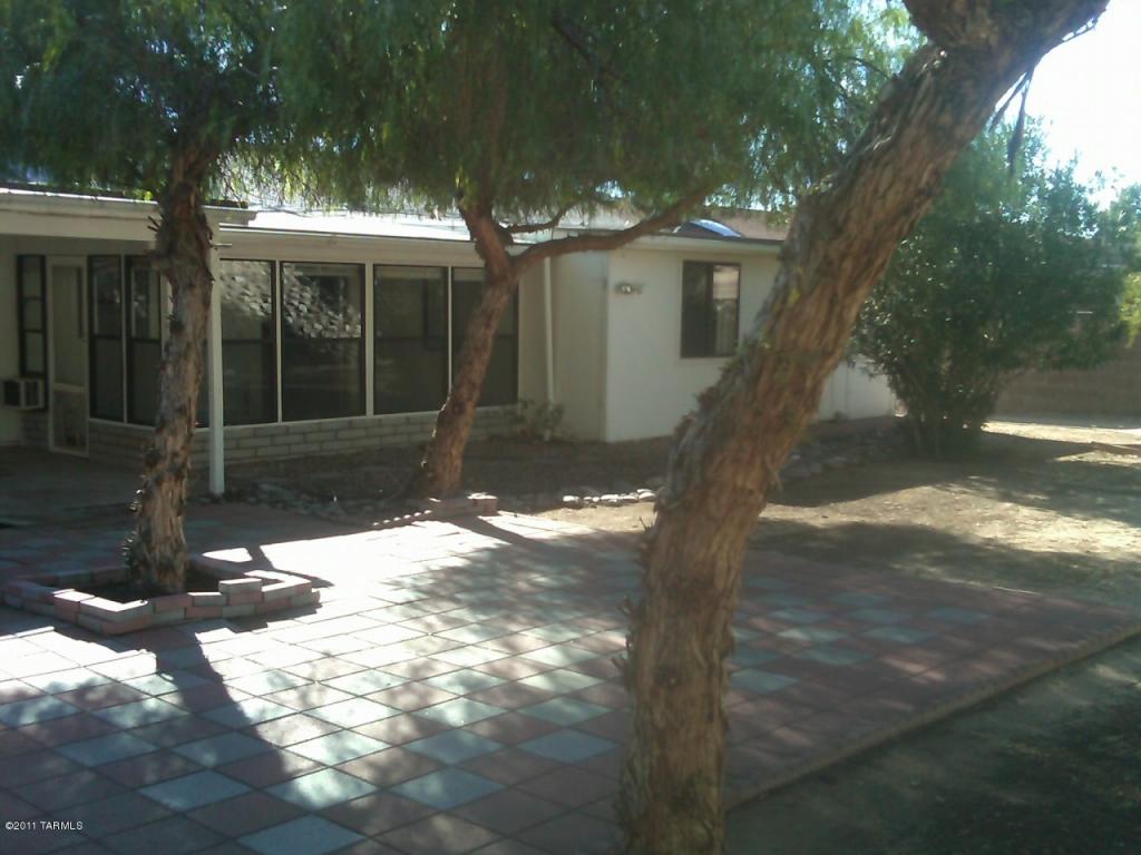 6827 N De Chelly Loop, Tucson, AZ 85741 photo 5
