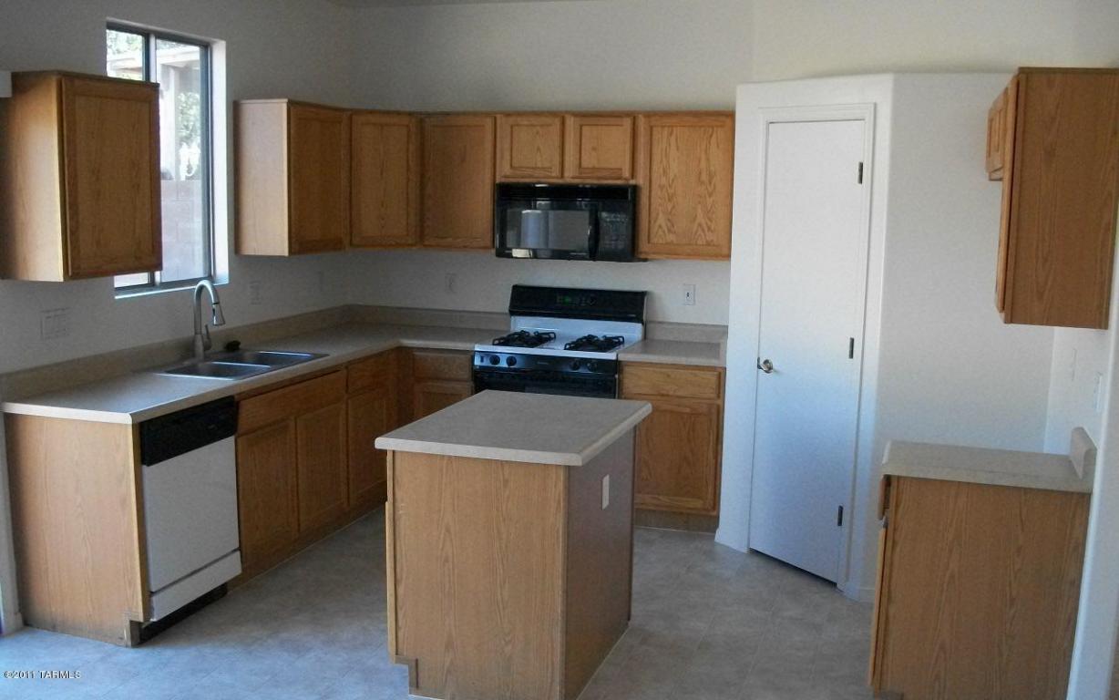 10199 E Prospect Vis, Tucson, AZ 85747 photo 3